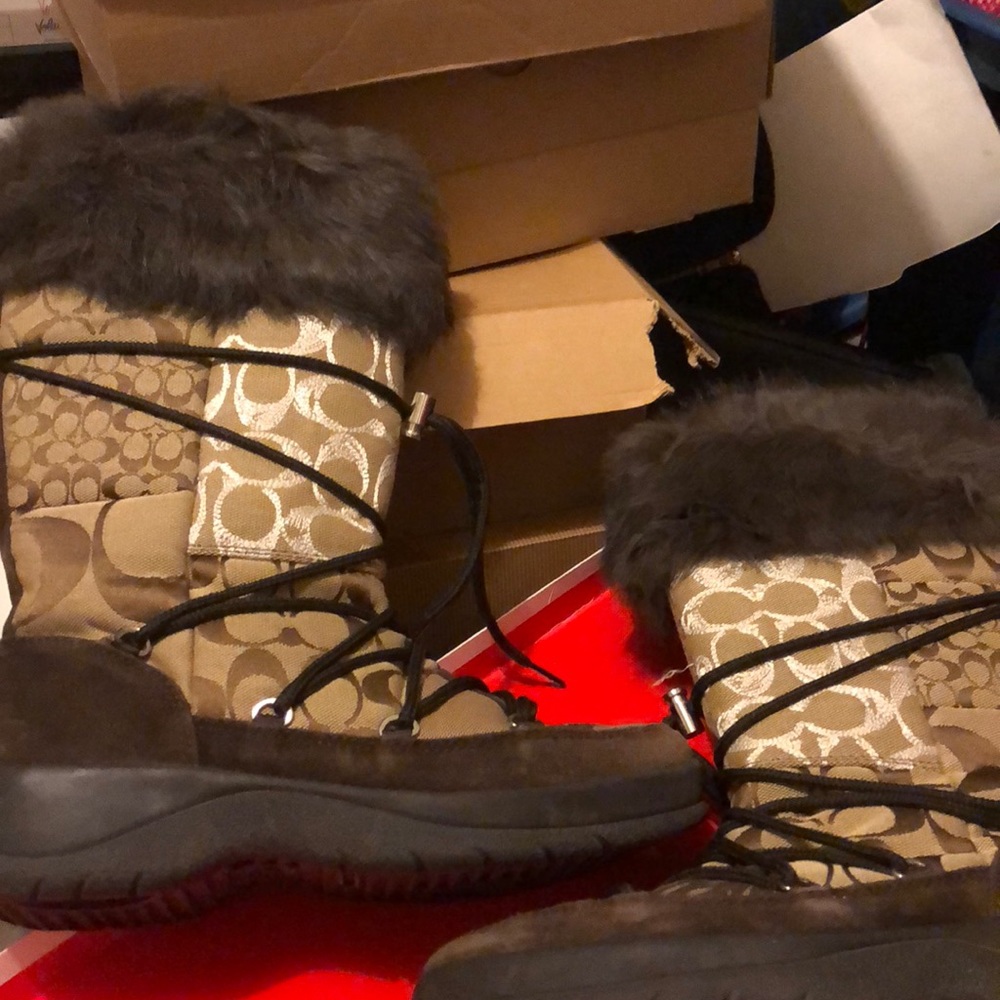 Boots - Picture 2 of 2